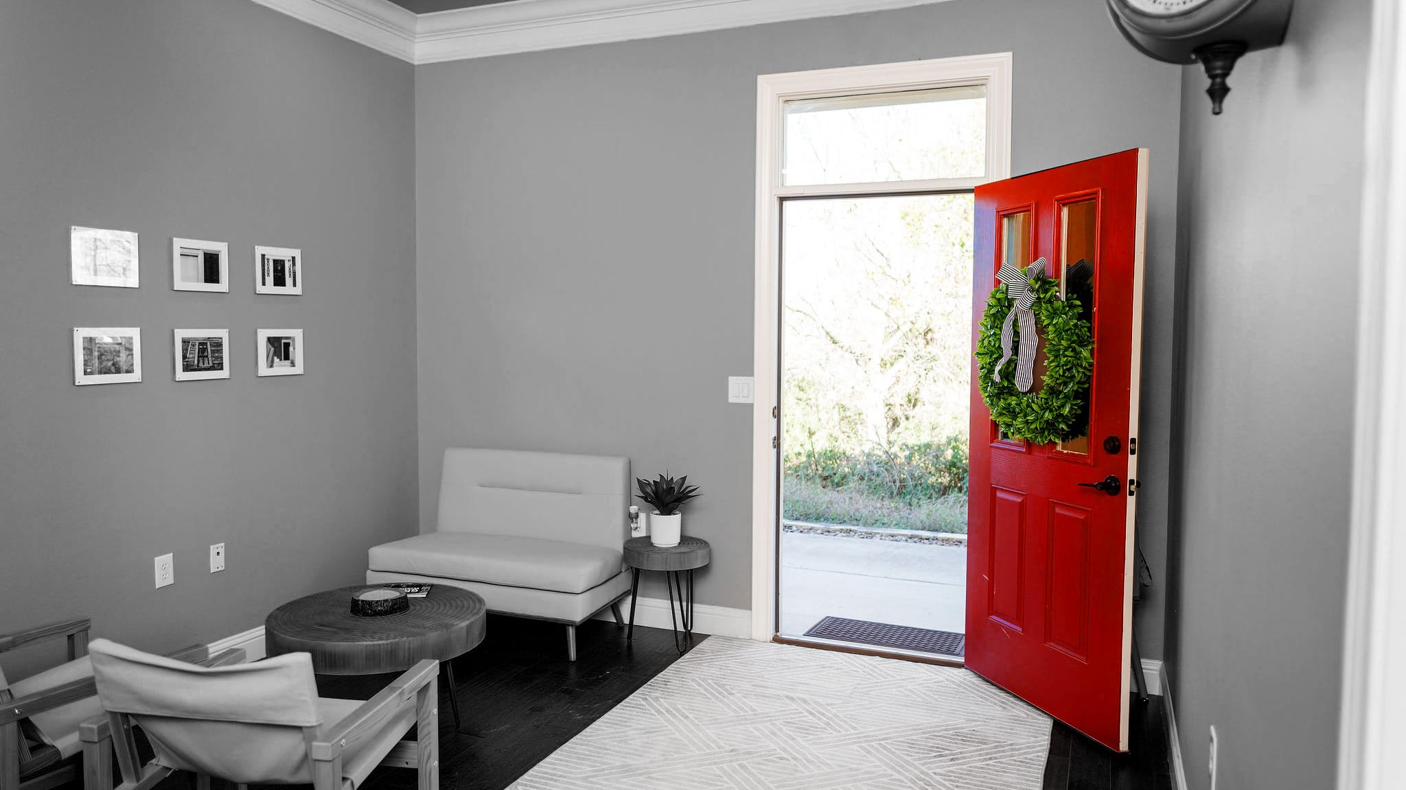 Inside the Red Door Taxes office